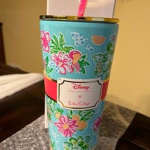 NWT Lilly Pulitzer Disney Lilly Loves Disney Tumbler